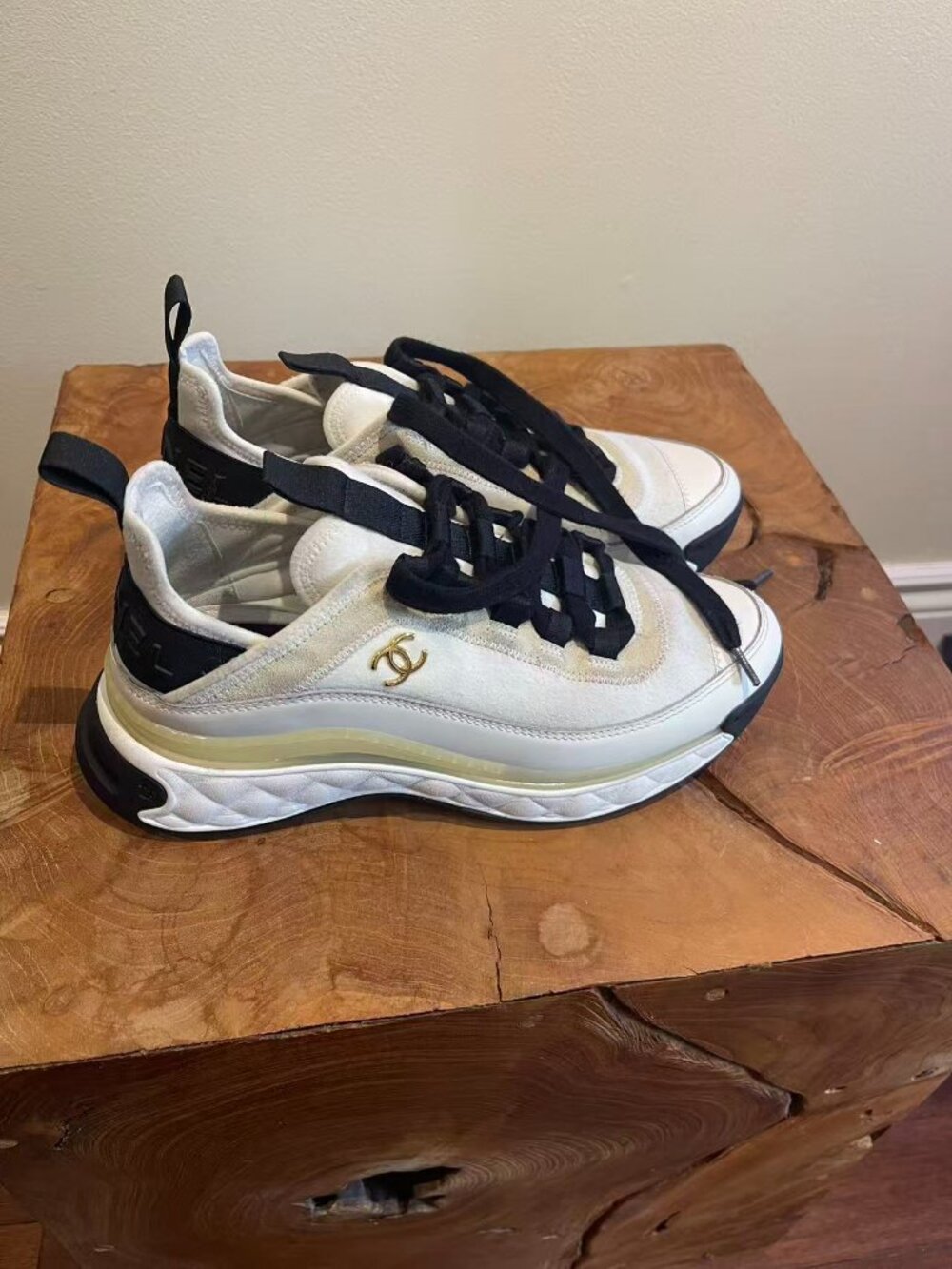 Chanel G35617 White Black Designer Sneakers Made in Italy